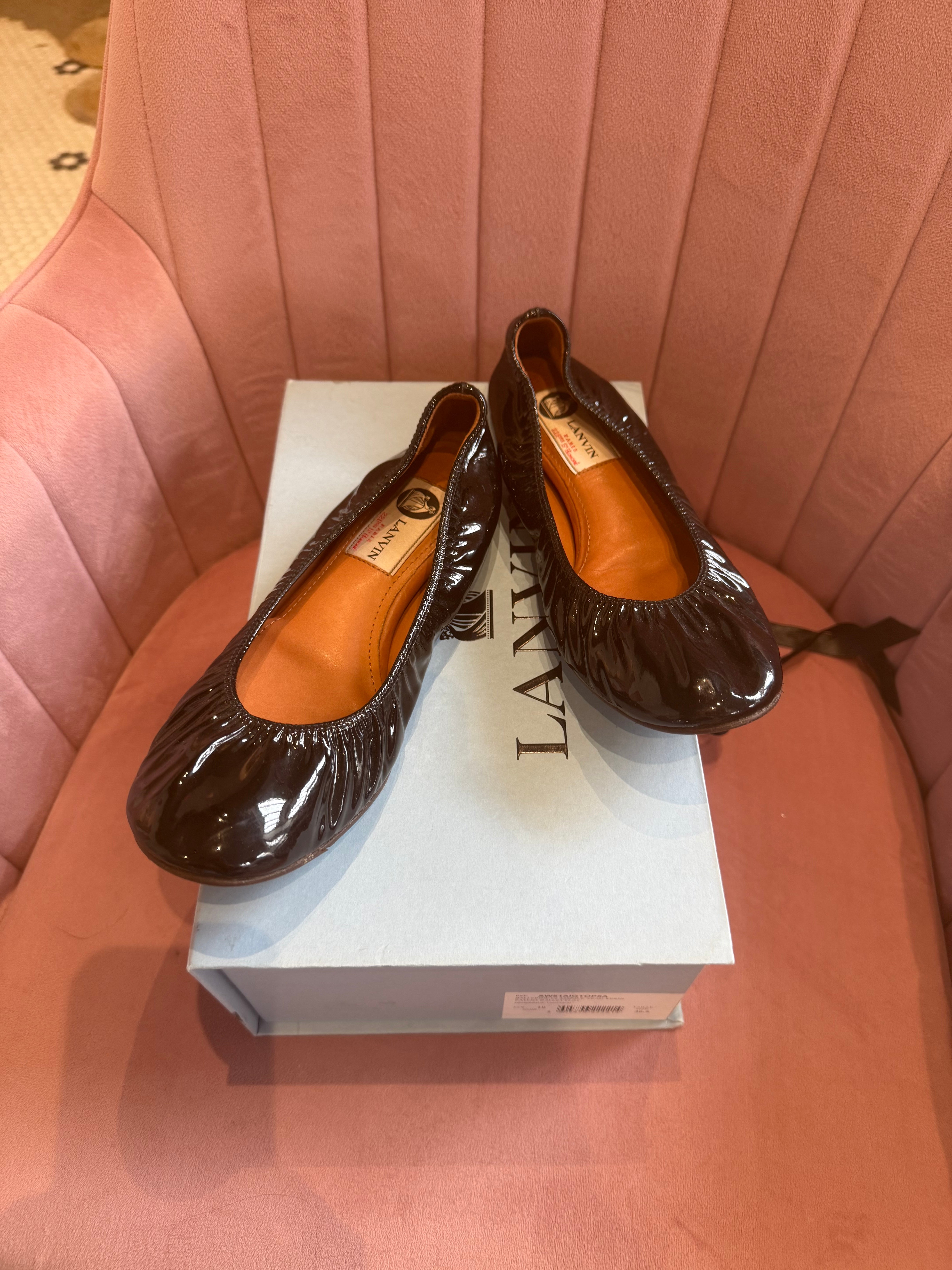 Lanvin black patent leather ballet flats size 36.5