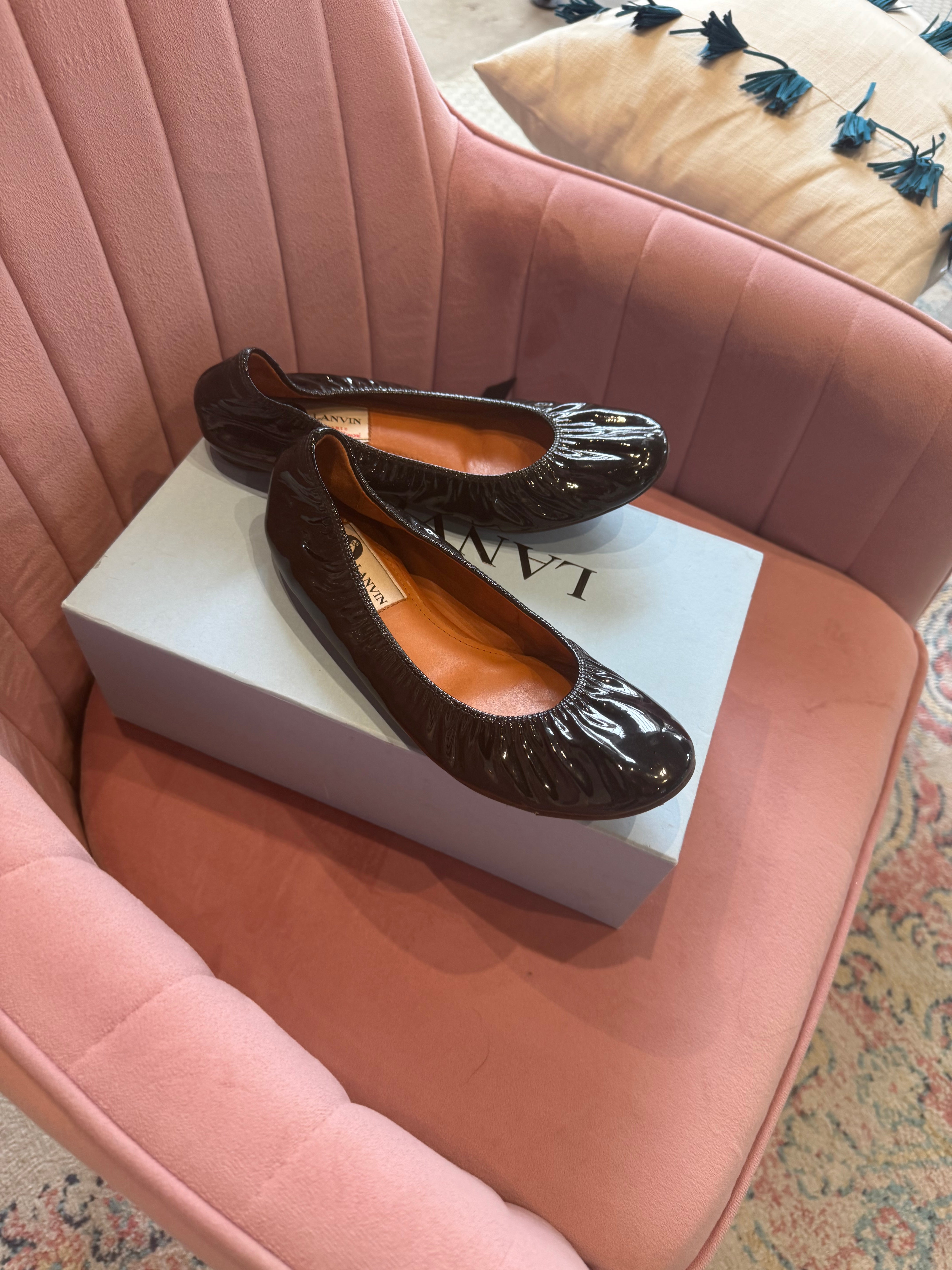 Lanvin black patent leather ballet flats size 36.5