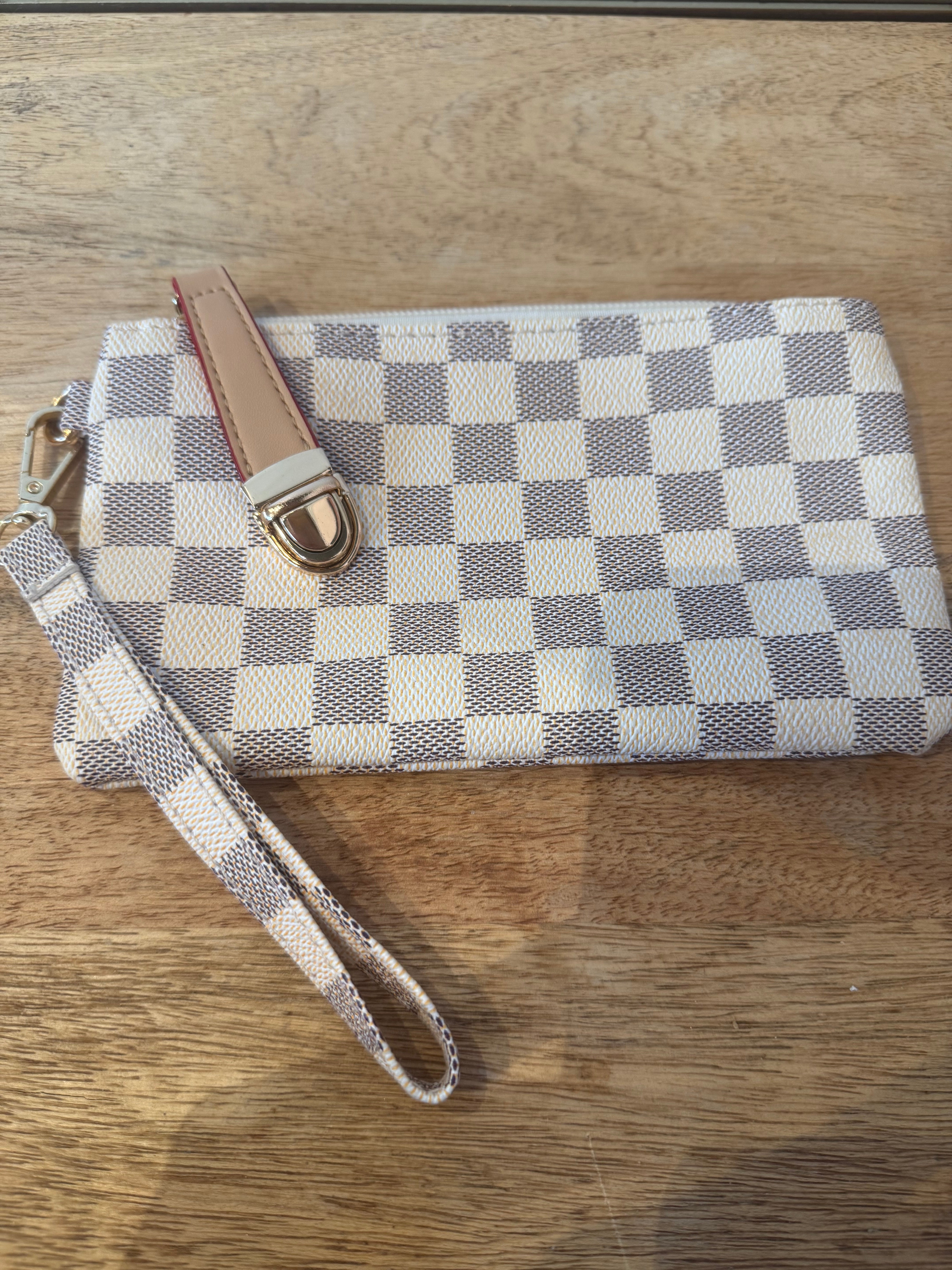 Louis Vuitton Damier Azur Artsy MM