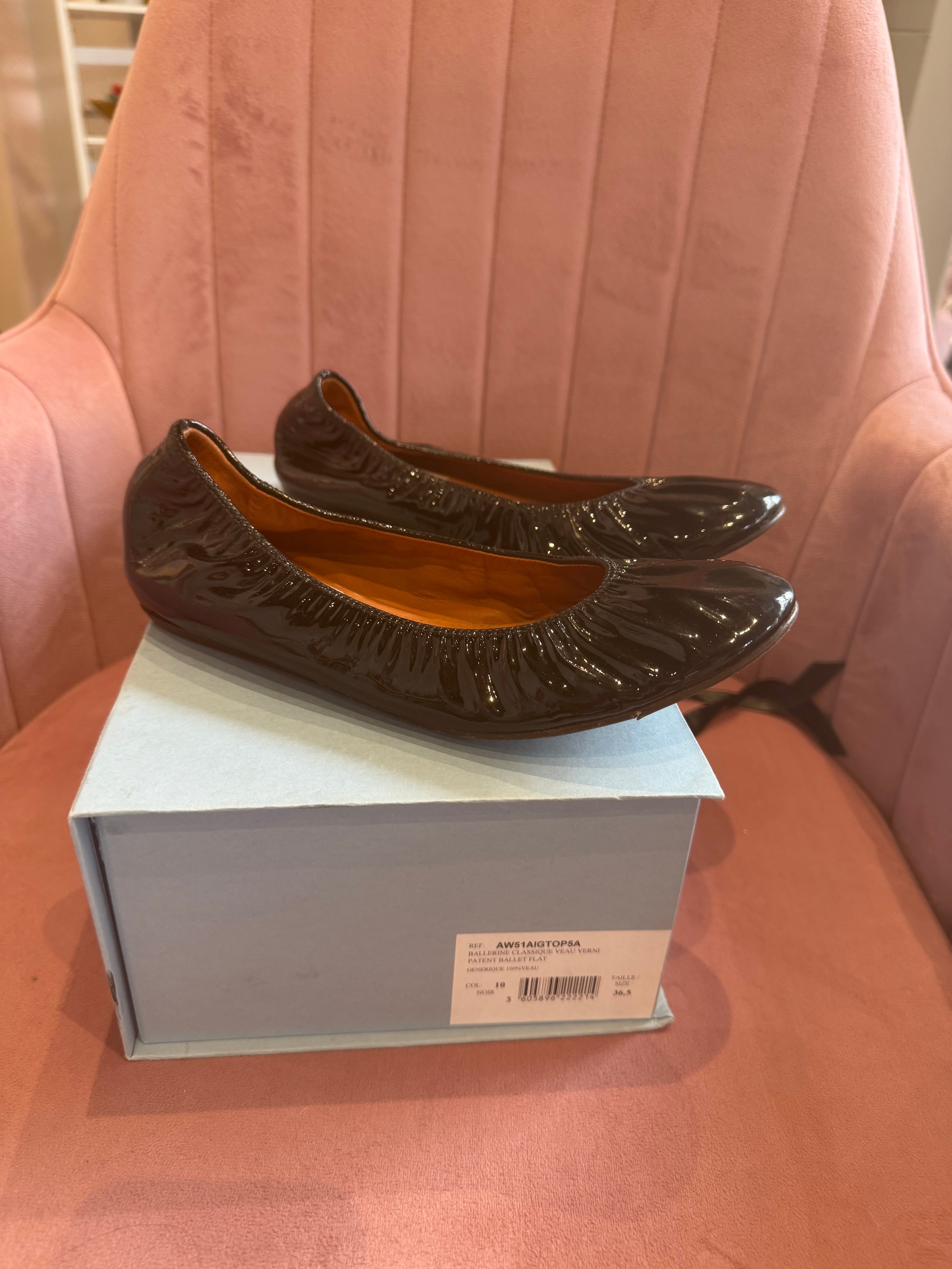 Lanvin black patent leather ballet flats size 36.5