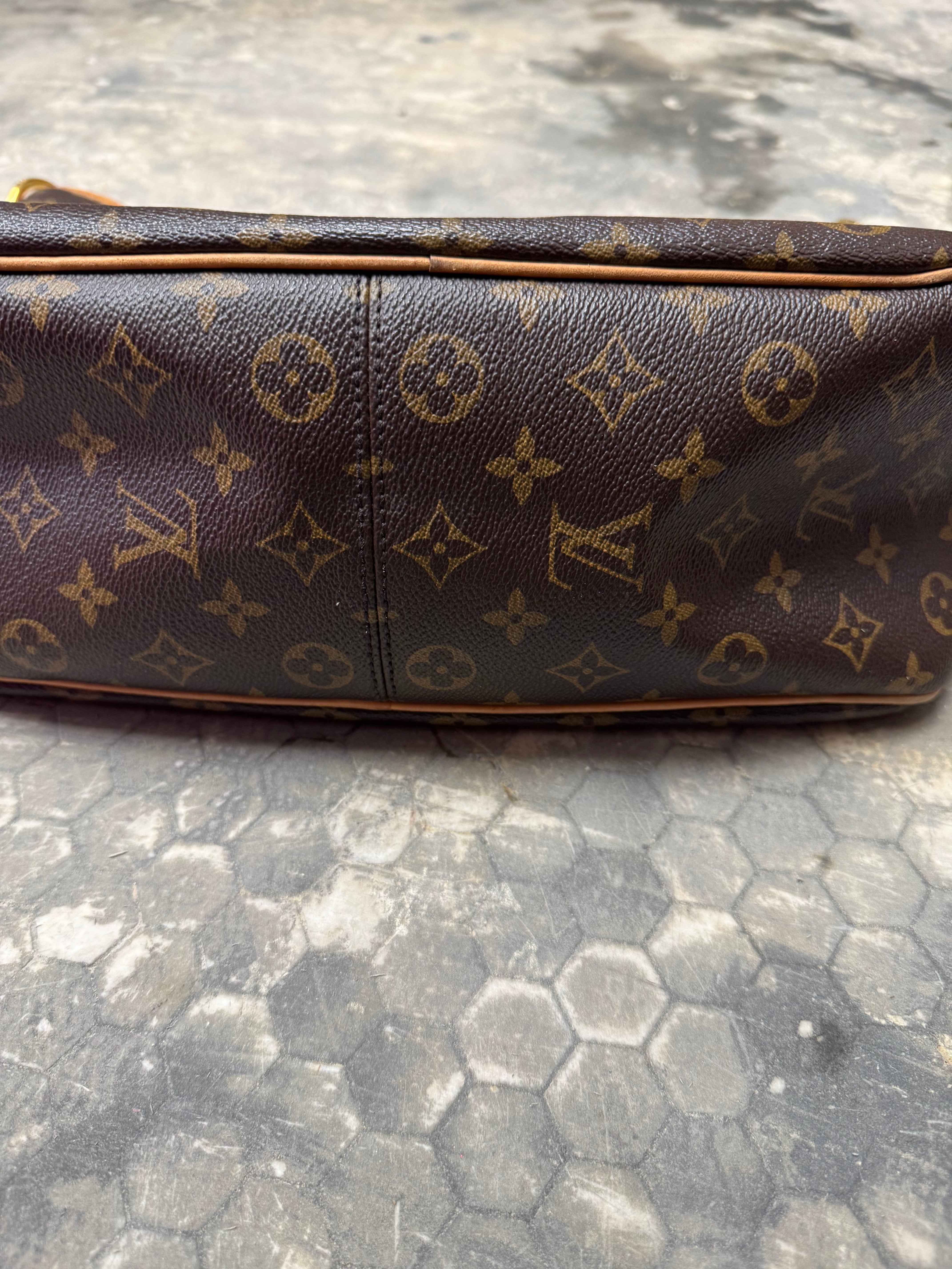 Louis Vuitton Handbag